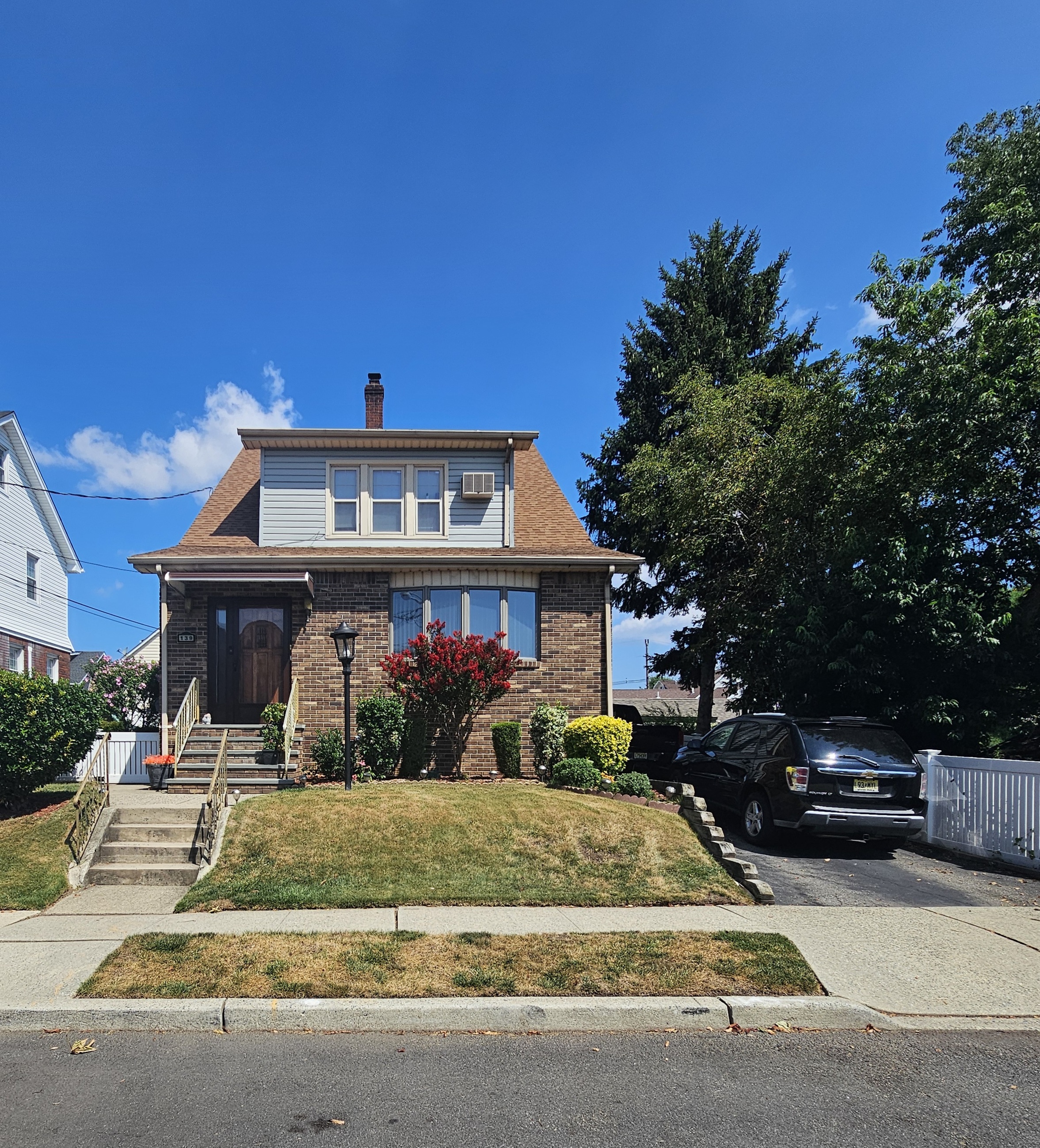 Garfield, New Jersey, 07026, United States, 4 Bedrooms Bedrooms, ,3 BathroomsBathrooms,Residential,For Sale,1945001