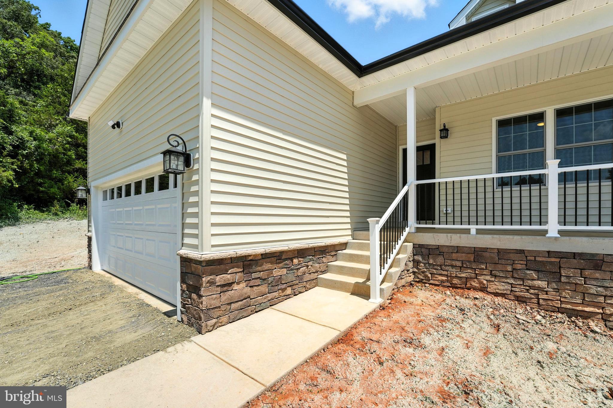 Culpeper, Virginia, 22701, United States, 3 Bedrooms Bedrooms, ,2 BathroomsBathrooms,Residential,For Sale,1944856