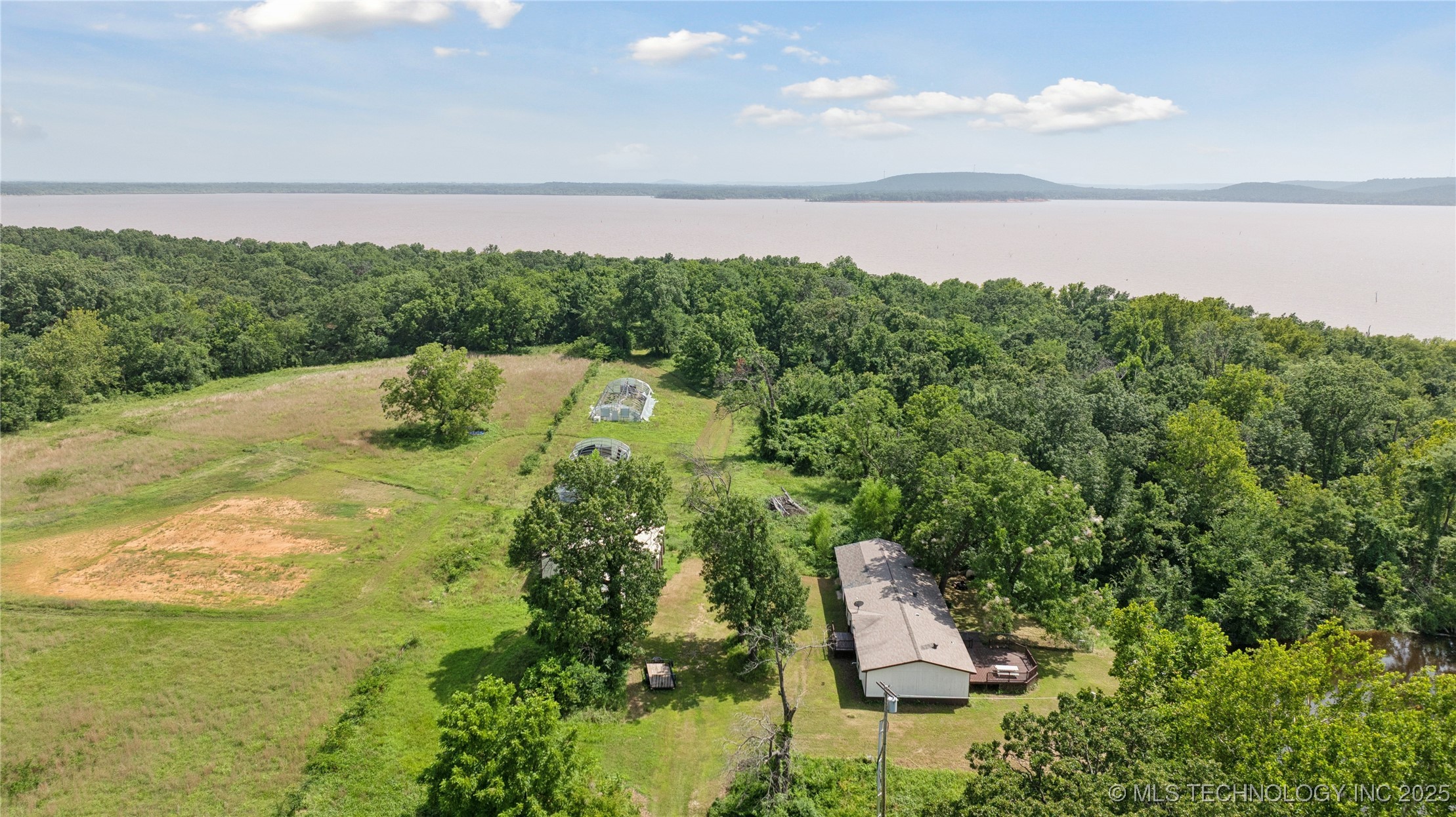 Henryetta, Oklahoma, 74437, United States, 3 Bedrooms Bedrooms, ,2 BathroomsBathrooms,Residential,For Sale,1907675