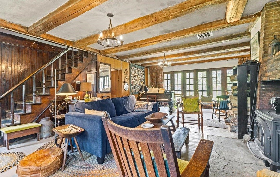 Morristown, Vermont, 05661, United States, 9 Bedrooms Bedrooms, ,4 BathroomsBathrooms,Residential,For Sale,1896052