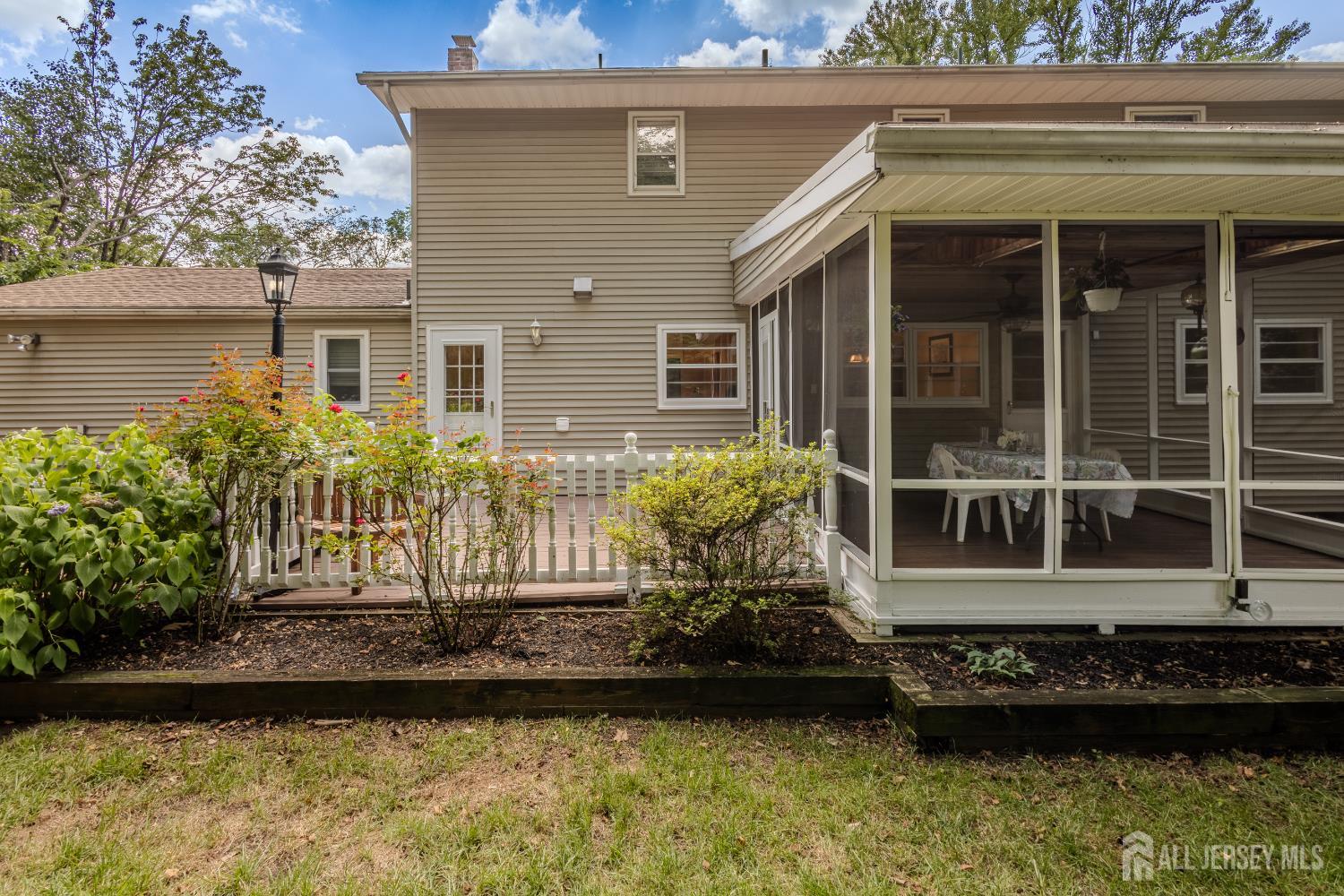 East Brunswick, New Jersey, 08816, United States, 4 Bedrooms Bedrooms, ,4 BathroomsBathrooms,Residential,For Sale,1900919