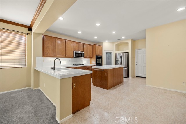 Eastvale, California, 92880, United States, 4 Bedrooms Bedrooms, ,2 BathroomsBathrooms,Residential,For Sale,1987341