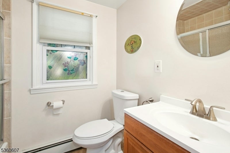 Garwood Boro, New Jersey, 07027, United States, 5 Bedrooms Bedrooms, ,4 BathroomsBathrooms,Residential,For Sale,1835599