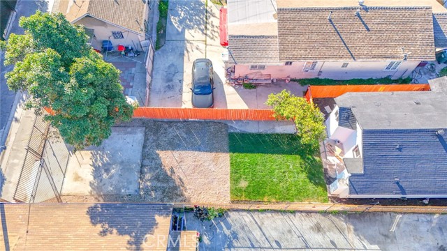 Los Angeles, California, 90001, United States, 2 Bedrooms Bedrooms, ,2 BathroomsBathrooms,Residential,For Sale,2008096