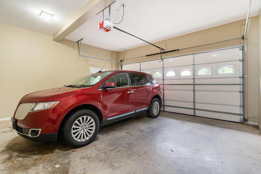 Ellijay, Georgia, 30536, United States, 5 Bedrooms Bedrooms, ,4 BathroomsBathrooms,Residential,For Sale,1859023