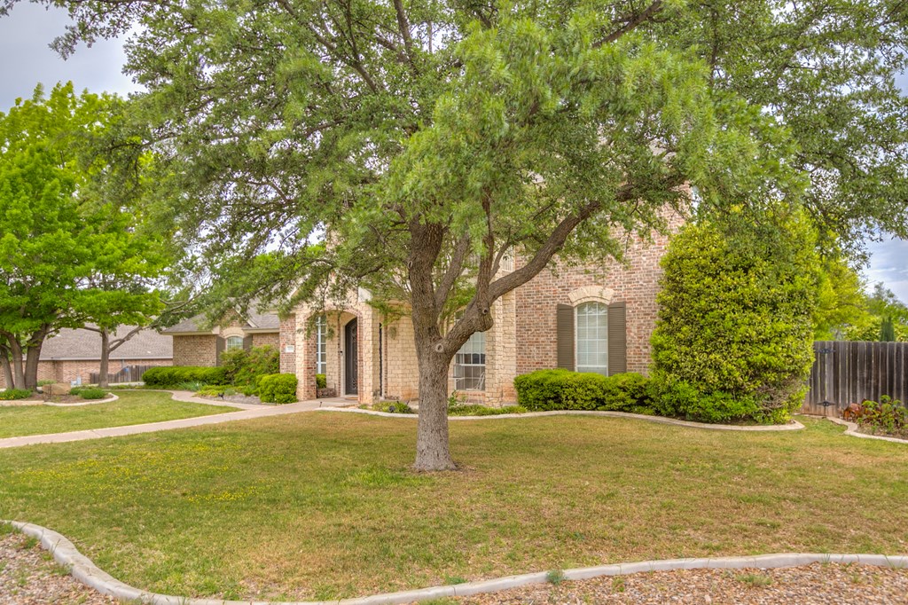 San Angelo, Texas, 76901, United States, 3 Bedrooms Bedrooms, ,3 BathroomsBathrooms,Residential,For Sale,1856673