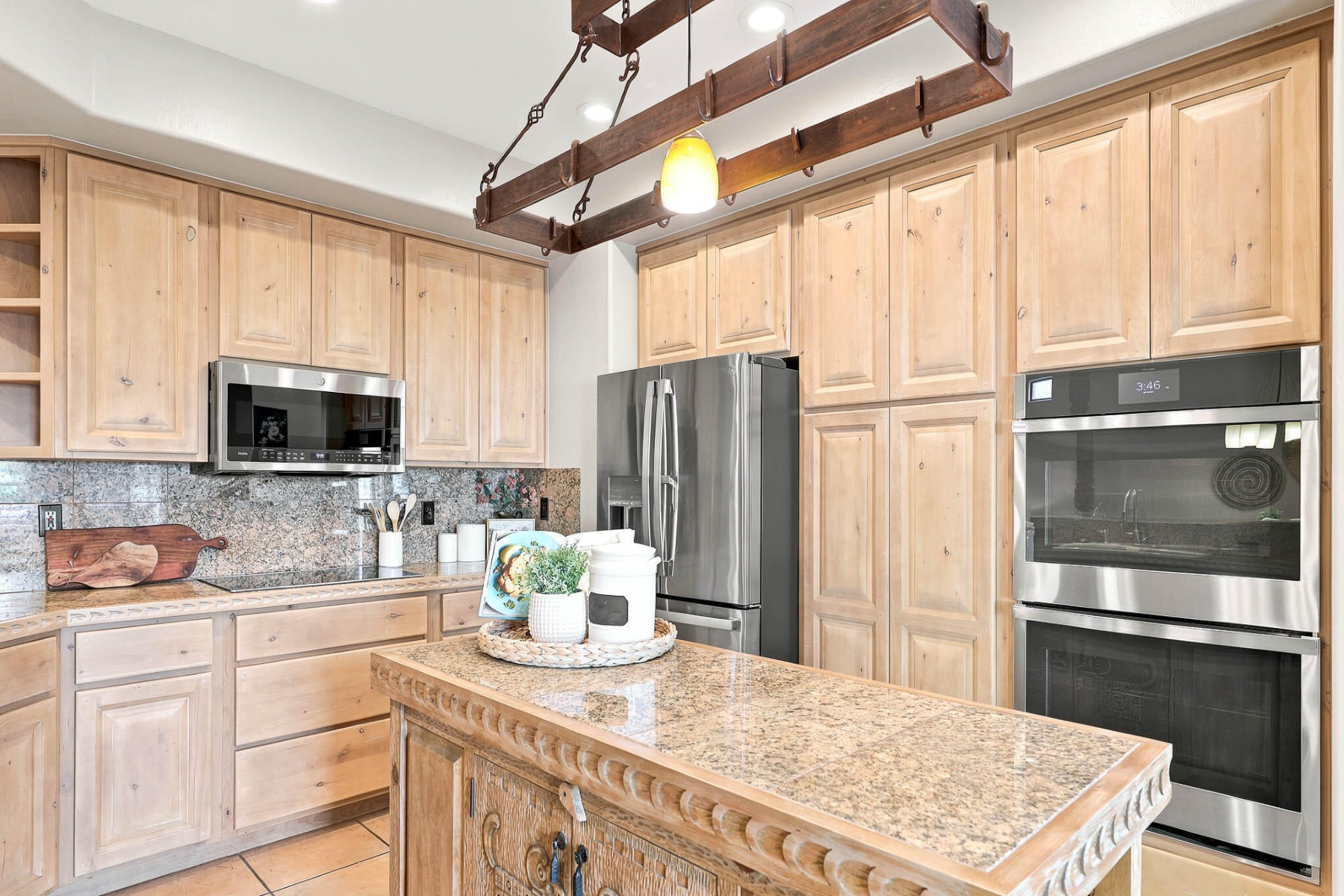  1732 E Gelding Dr¦Phoenix, AZ - 物件實景