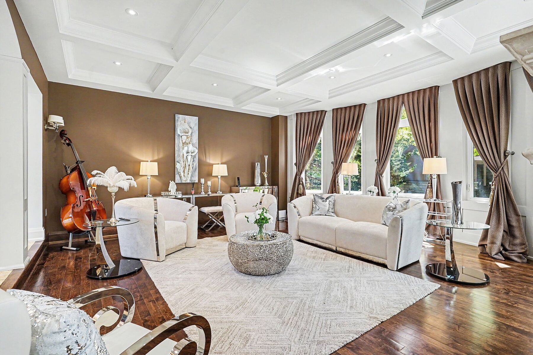  Custom Estate Home - 物件實景