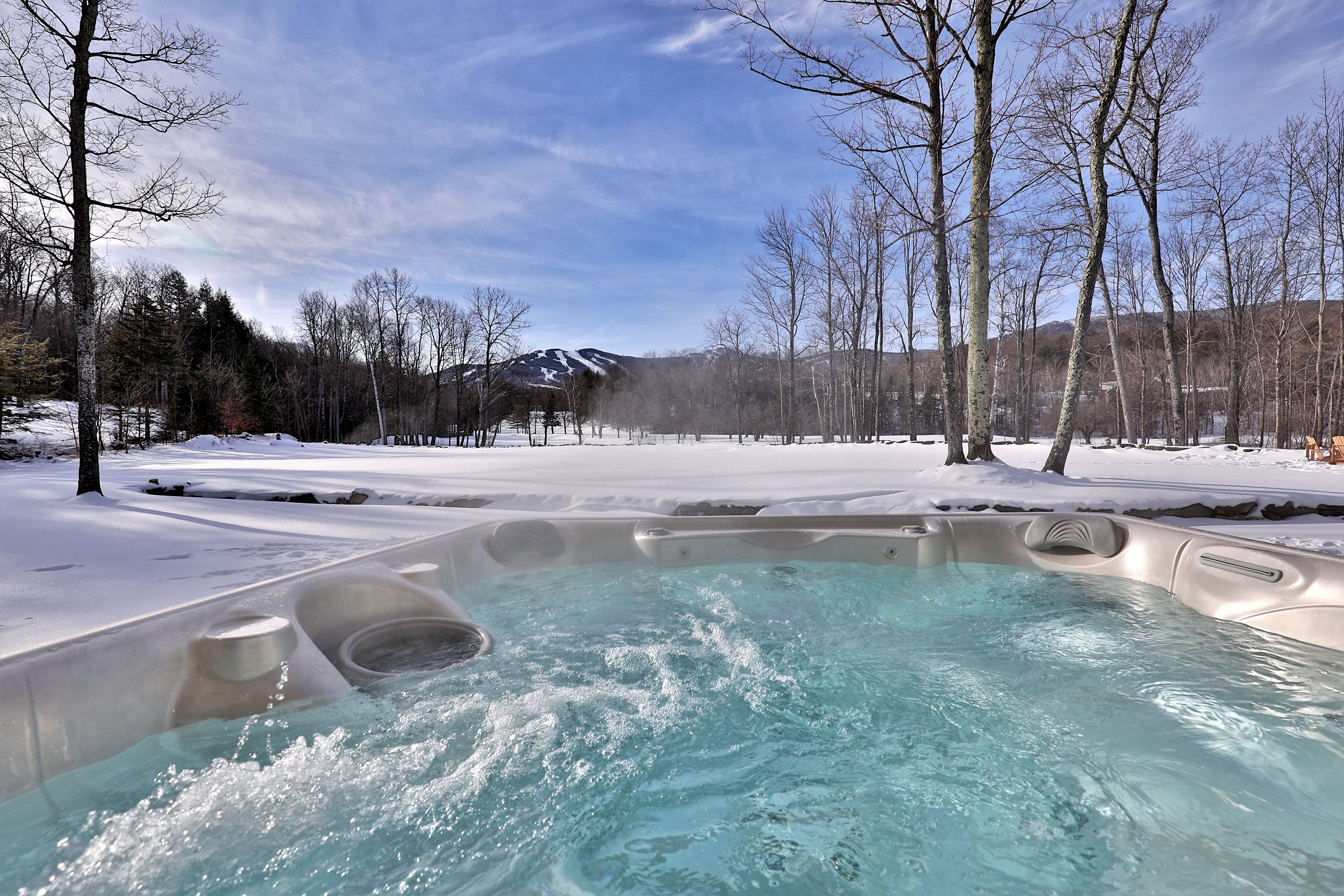  426 Roaring Brook Road - 物件實景