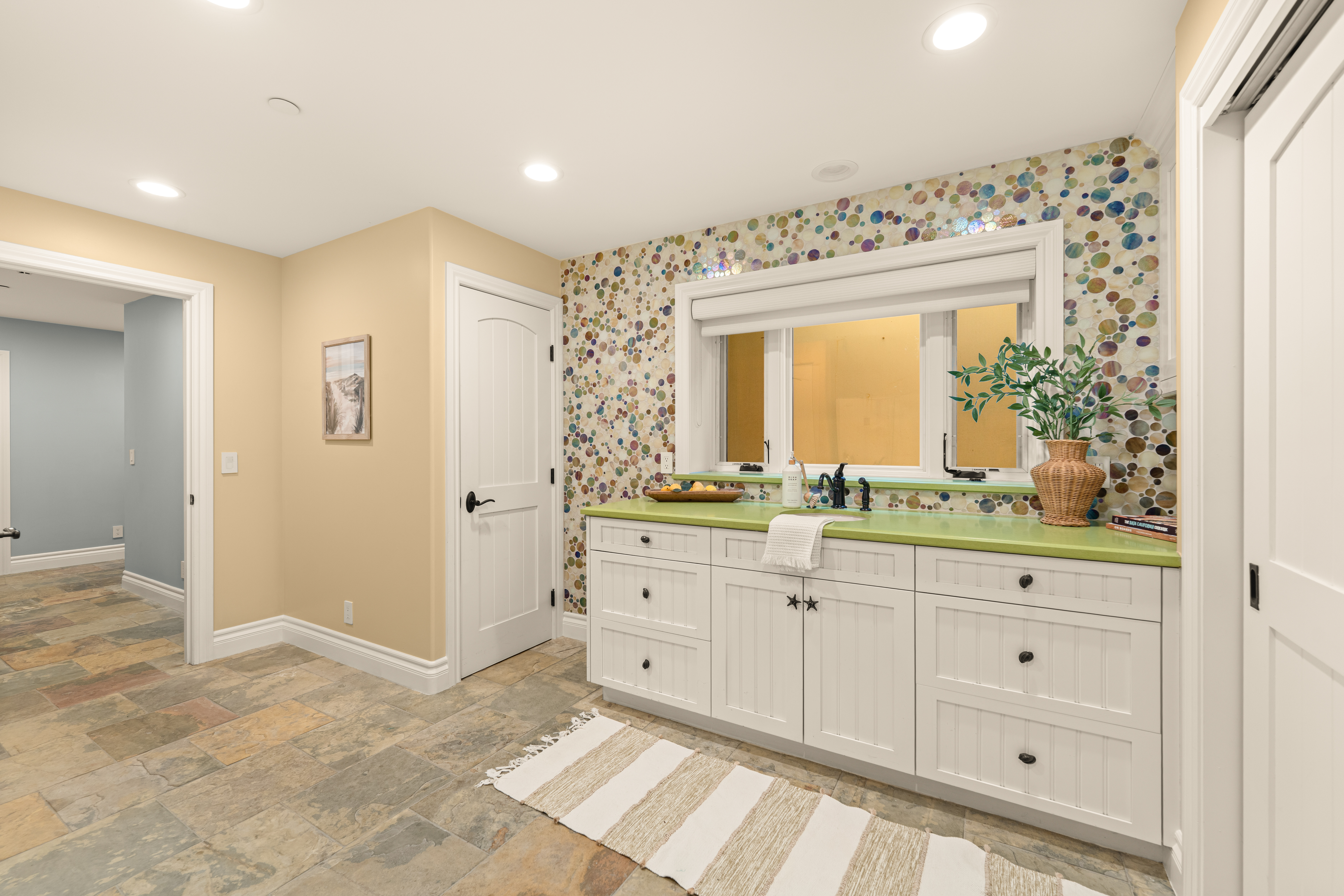  1096 Belfast Lane, Ventura, CA 93001 - 物件實景