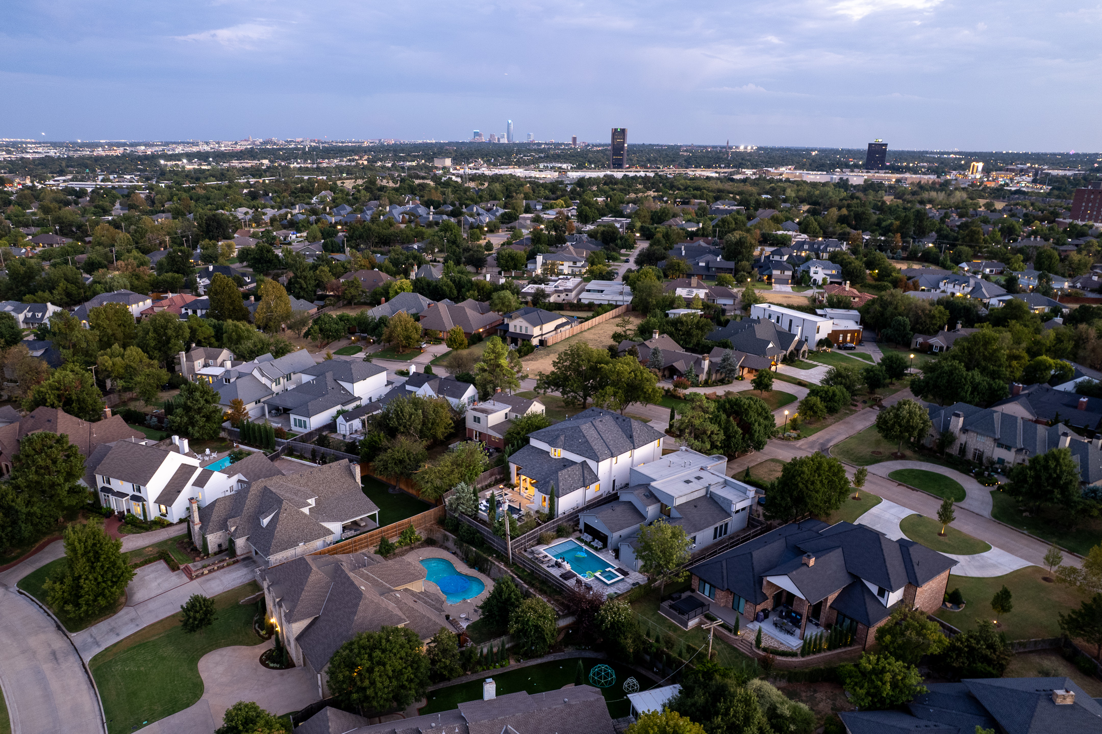  1415 Sherwood Lane, Nichols Hills, OK 73116 - 物件實景