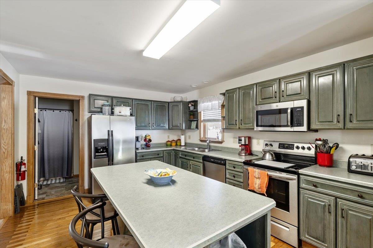 St. Albans Town, Vermont, 05478, United States, 4 Bedrooms Bedrooms, ,2 BathroomsBathrooms,Residential,For Sale,2022571