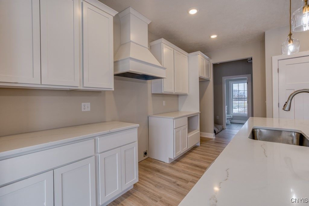 Baldwinsville, New York, 13027, United States, 4 Bedrooms Bedrooms, ,3 BathroomsBathrooms,Residential,For Sale,1906814