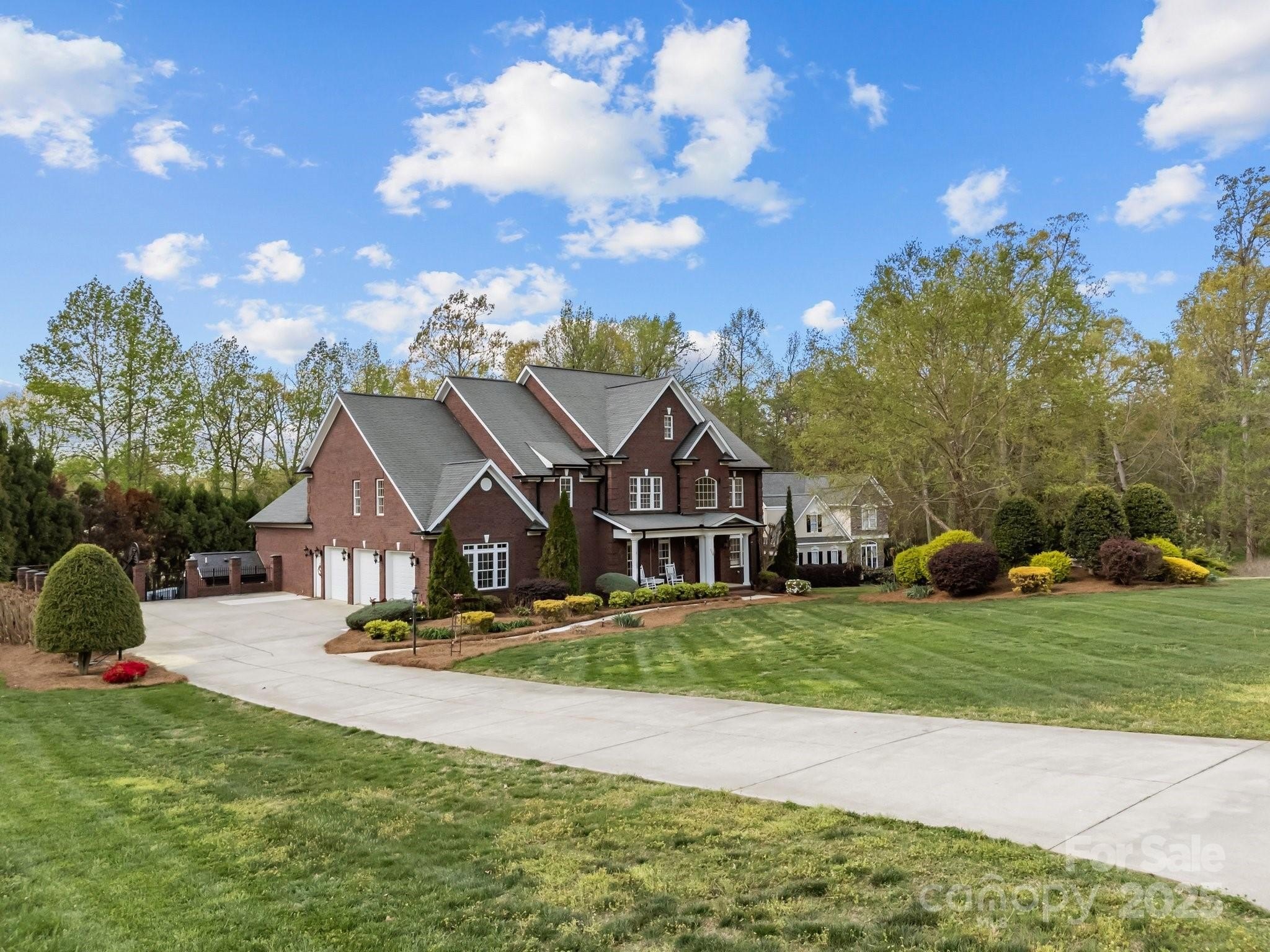 Salisbury, North Carolina, 28146, United States, 4 Bedrooms Bedrooms, ,4 BathroomsBathrooms,Residential,For Sale,1888803