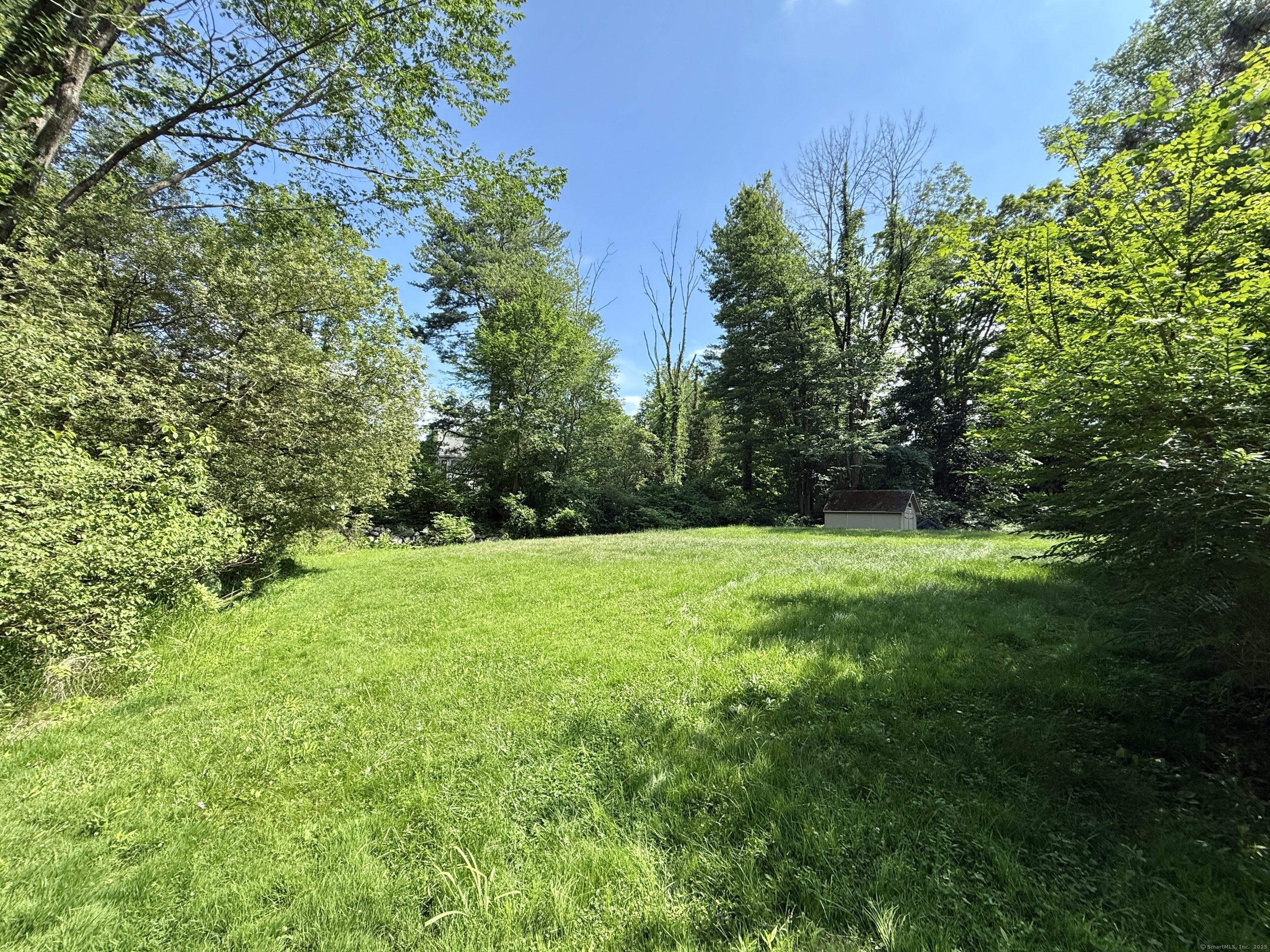 Redding, Connecticut, 06896, United States, 4 Bedrooms Bedrooms, ,2 BathroomsBathrooms,Residential,For Sale,1838062