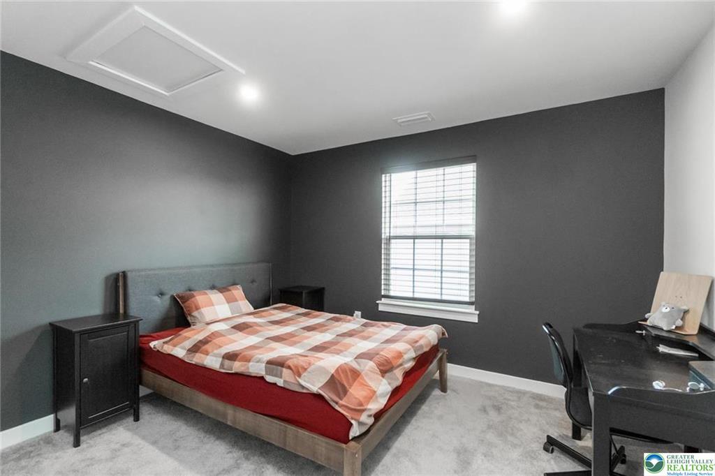 Catasauqua, Pennsylvania, 18032, United States, 5 Bedrooms Bedrooms, ,5 BathroomsBathrooms,Residential,For Sale,2008861