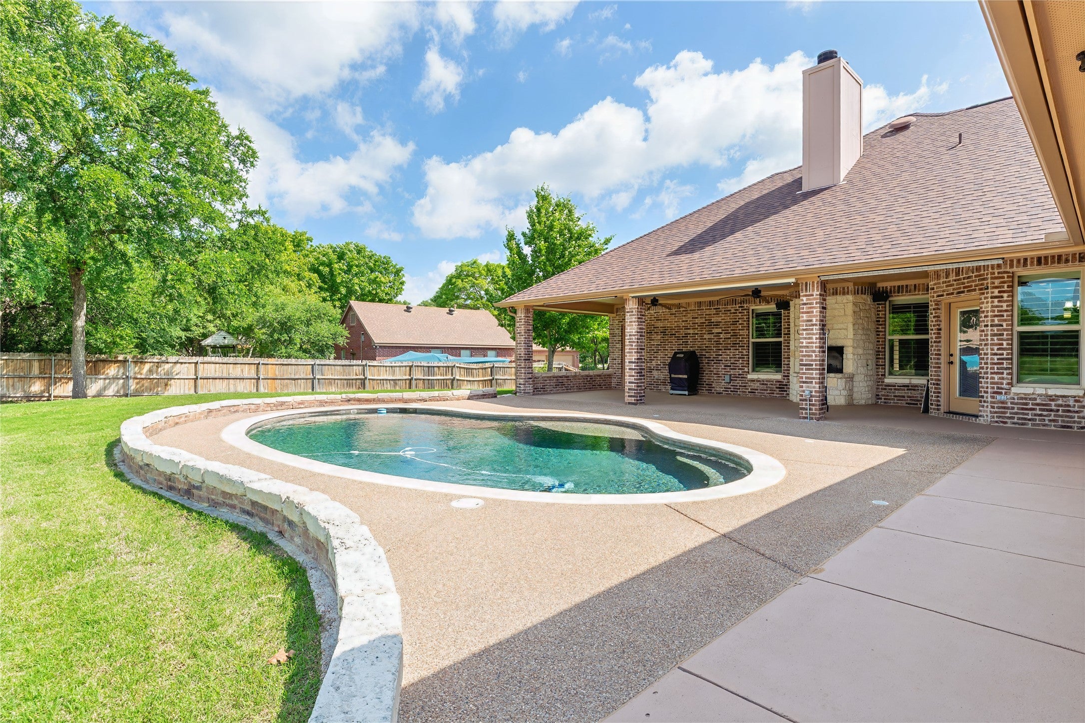 Lakeside, Texas, 76135, United States, 3 Bedrooms Bedrooms, ,3 BathroomsBathrooms,Residential,For Sale,2047956