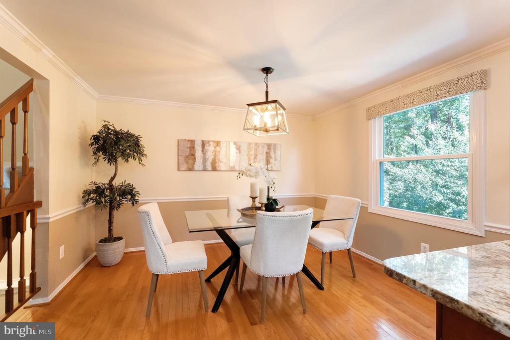 Reston, Virginia, 20194, United States, 3 Bedrooms Bedrooms, ,4 BathroomsBathrooms,Residential,For Sale,1942632