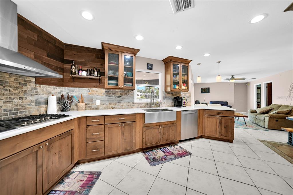 Port Charlotte, Florida, 33981, United States, 4 Bedrooms Bedrooms, ,3 BathroomsBathrooms,Residential,For Sale,1977292