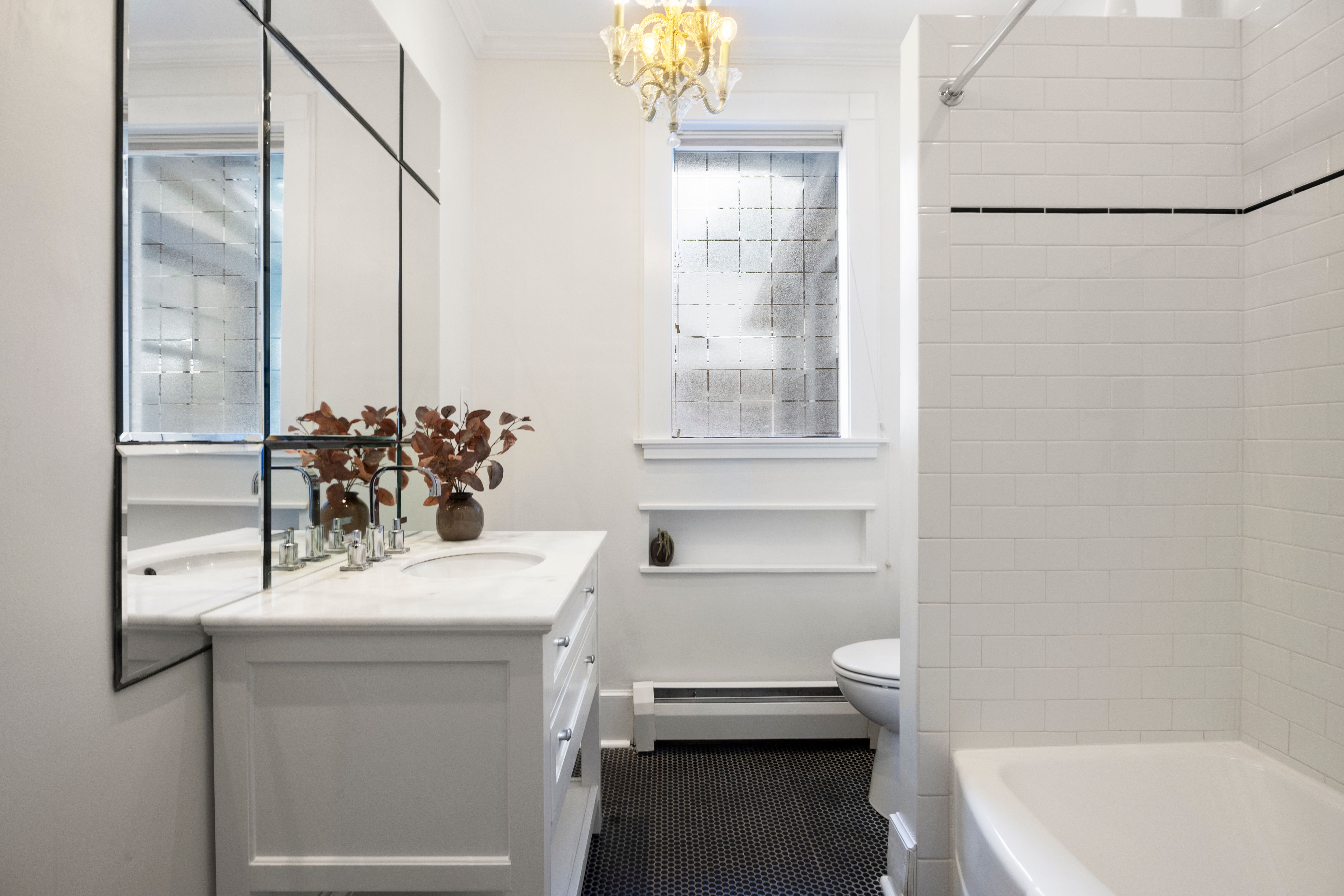  Mediterranean Masterpiece Spanning Prestigious 7th Avenue Parkway - 物件實景