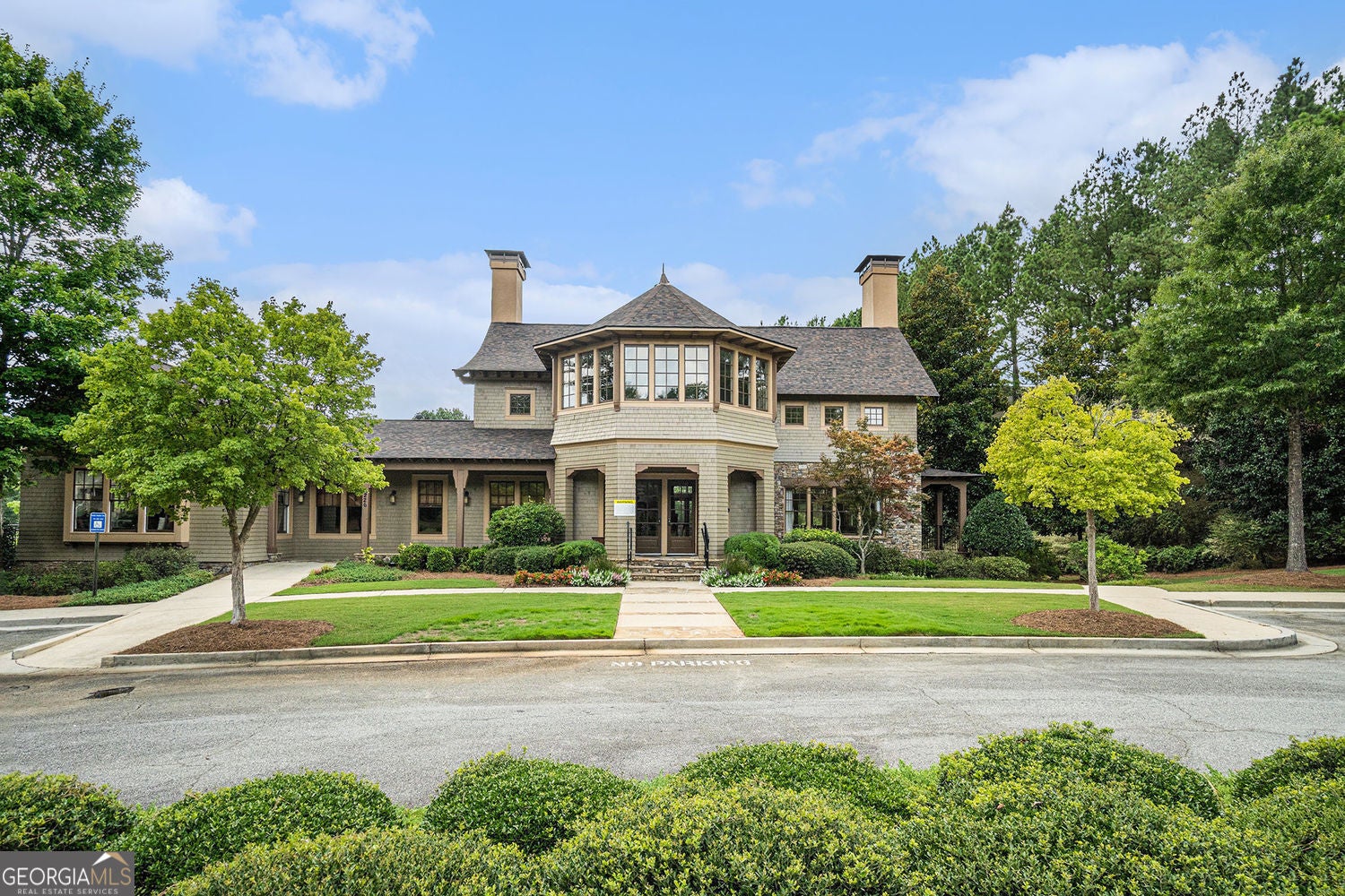 mableton, Georgia, 30126, United States, 5 Bedrooms Bedrooms, ,4 BathroomsBathrooms,Residential,For Sale,1953933
