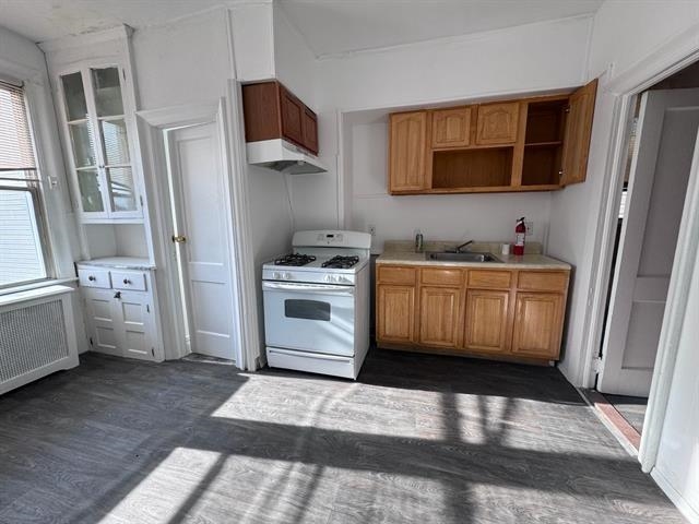 Jersey City, New Jersey, 07305, United States, 5 Bedrooms Bedrooms, ,3 BathroomsBathrooms,Residential,For Sale,1994746