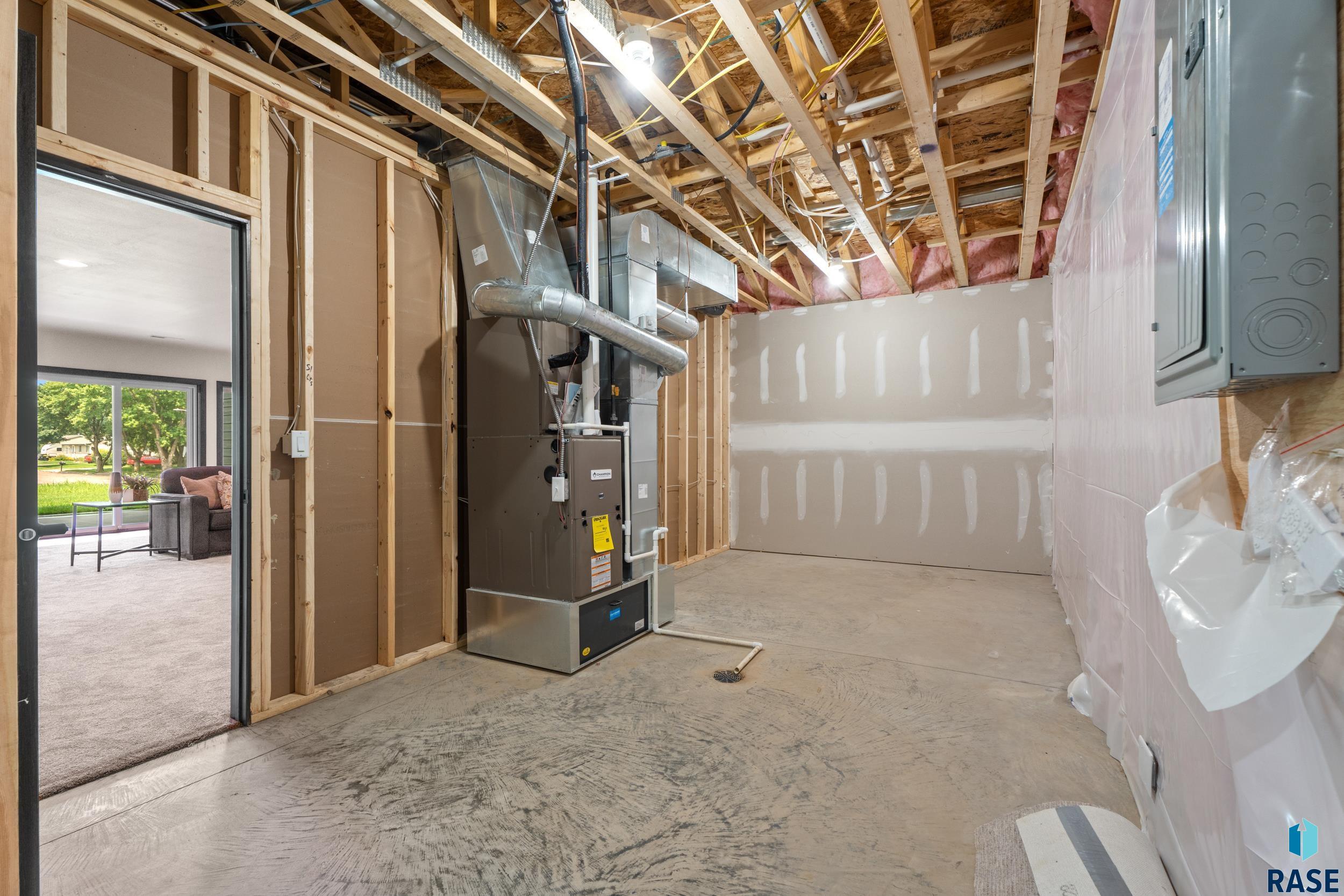 Sioux Falls, South Dakota, 57110, United States, 4 Bedrooms Bedrooms, ,2 BathroomsBathrooms,Residential,For Sale,1976702