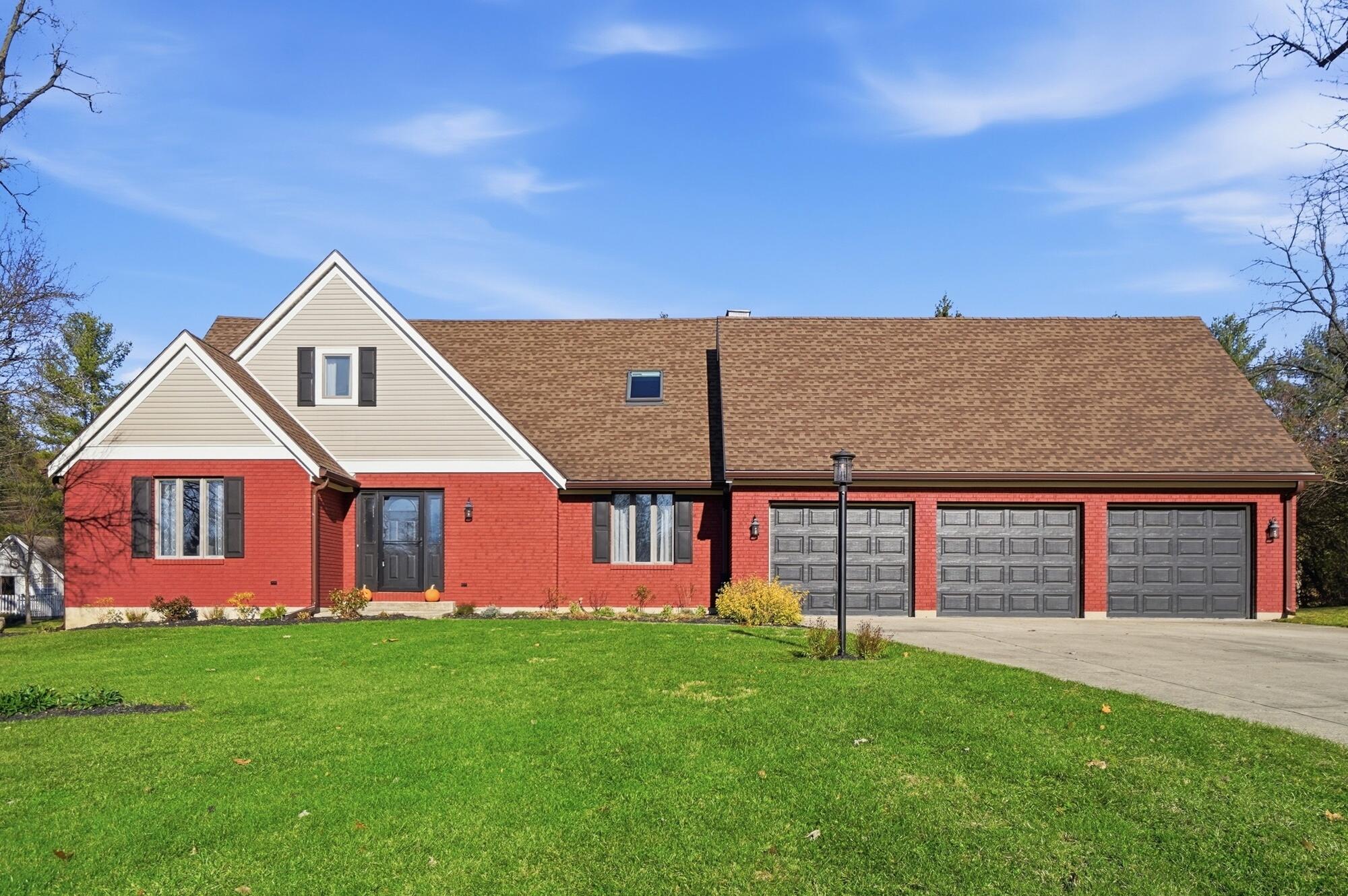 Springfield, Ohio, 45504, United States, 5 Bedrooms Bedrooms, ,3 BathroomsBathrooms,Residential,For Sale,1998267