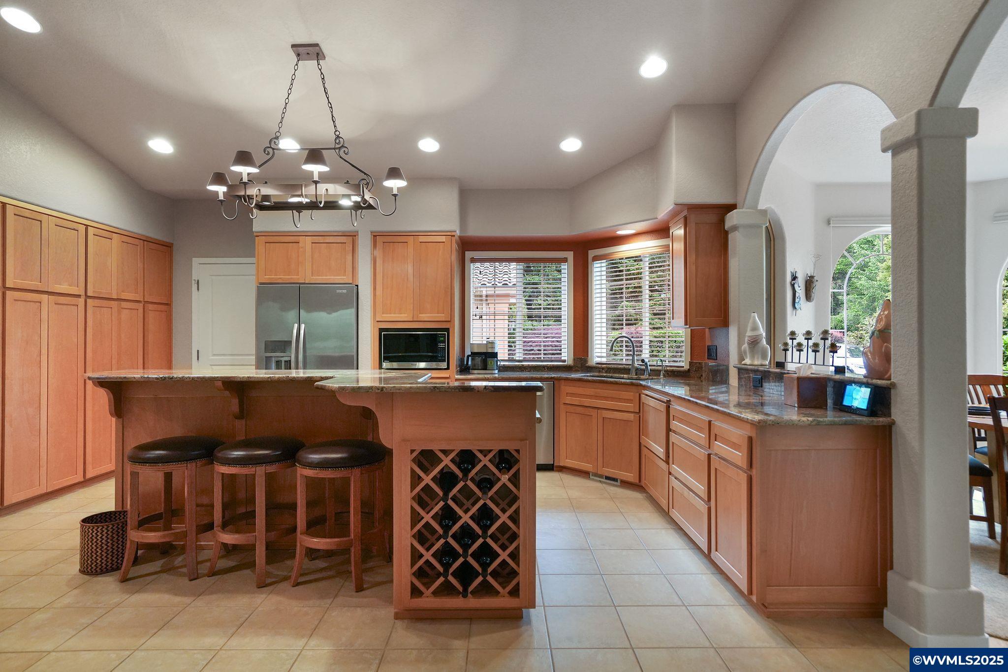 Salem, Oregon, 97317, United States, 3 Bedrooms Bedrooms, ,3 BathroomsBathrooms,Residential,For Sale,1903725