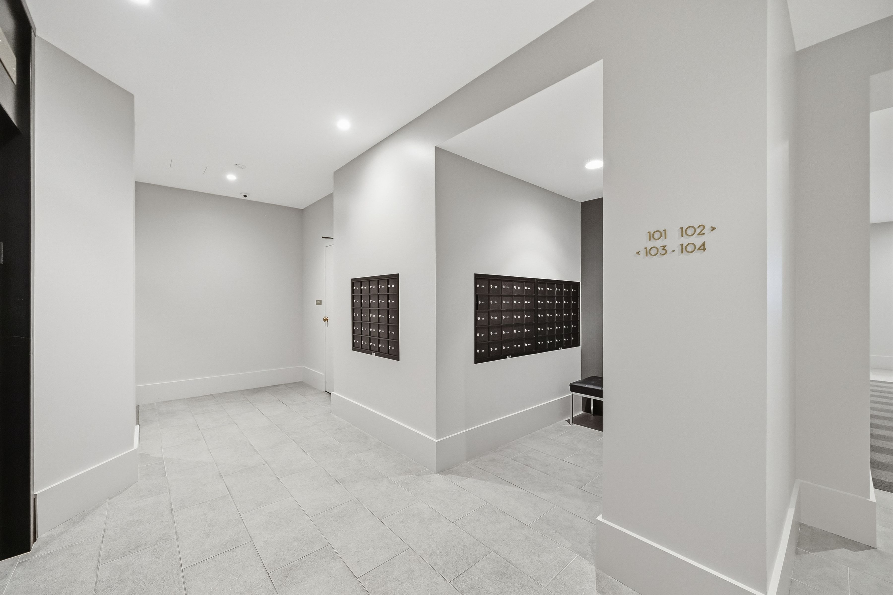  A Spacious North Waterfront Retreat - 物件實景
