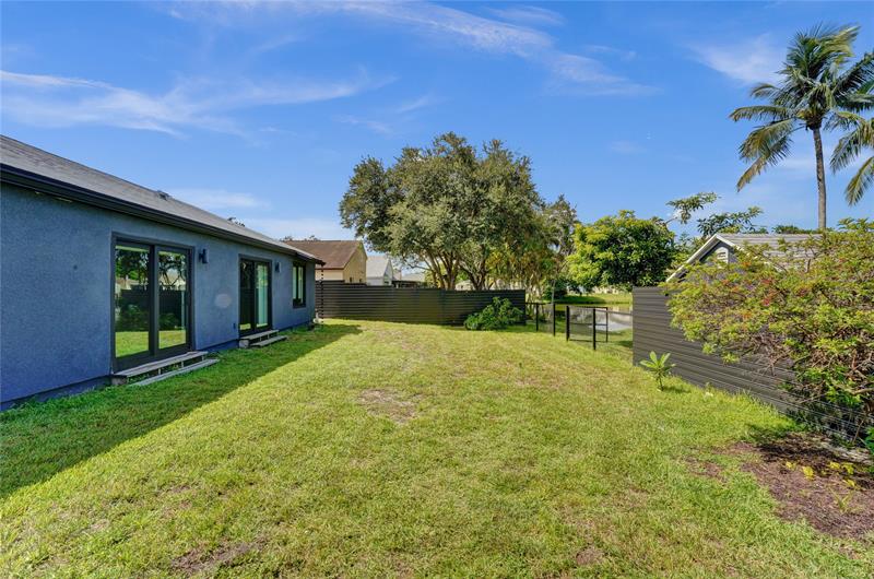 Davie, Florida, 33325, United States, 3 Bedrooms Bedrooms, ,2 BathroomsBathrooms,Residential,For Sale,1902836