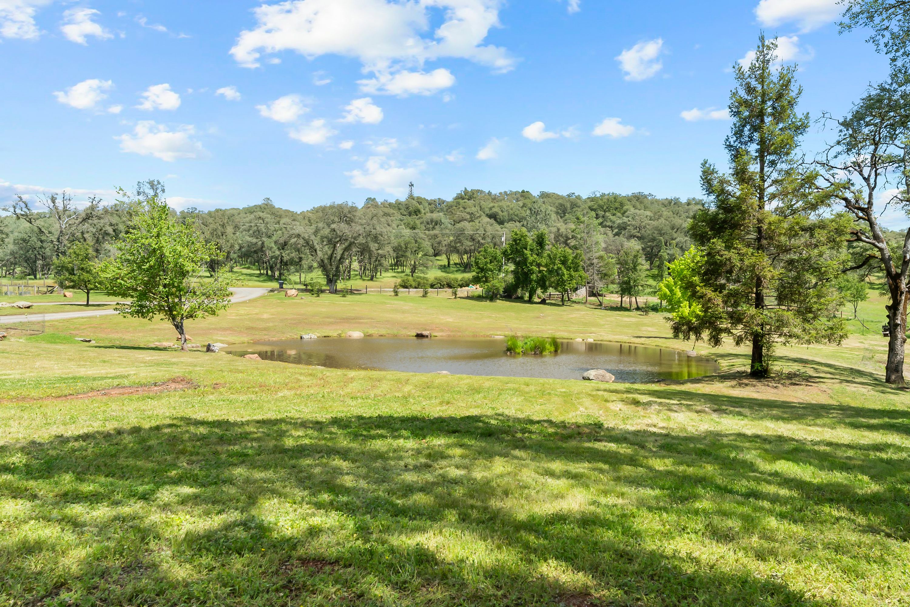  5990 Upper Ridge Way, Auburn, CA 95602 - 物件實景