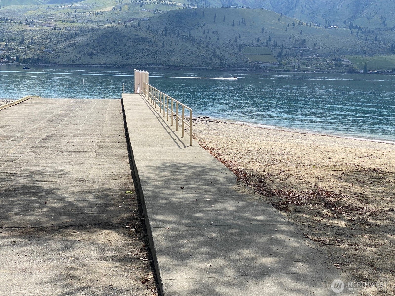 Chelan, Washington, 98816, United States, 3 Bedrooms Bedrooms, ,1 BathroomBathrooms,Residential,For Sale,1699623