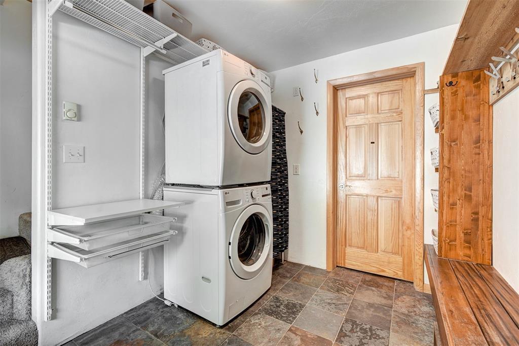 BRECKENRIDGE, Colorado, 80424, United States, 3 Bedrooms Bedrooms, ,3 BathroomsBathrooms,Residential,For Sale,1876176