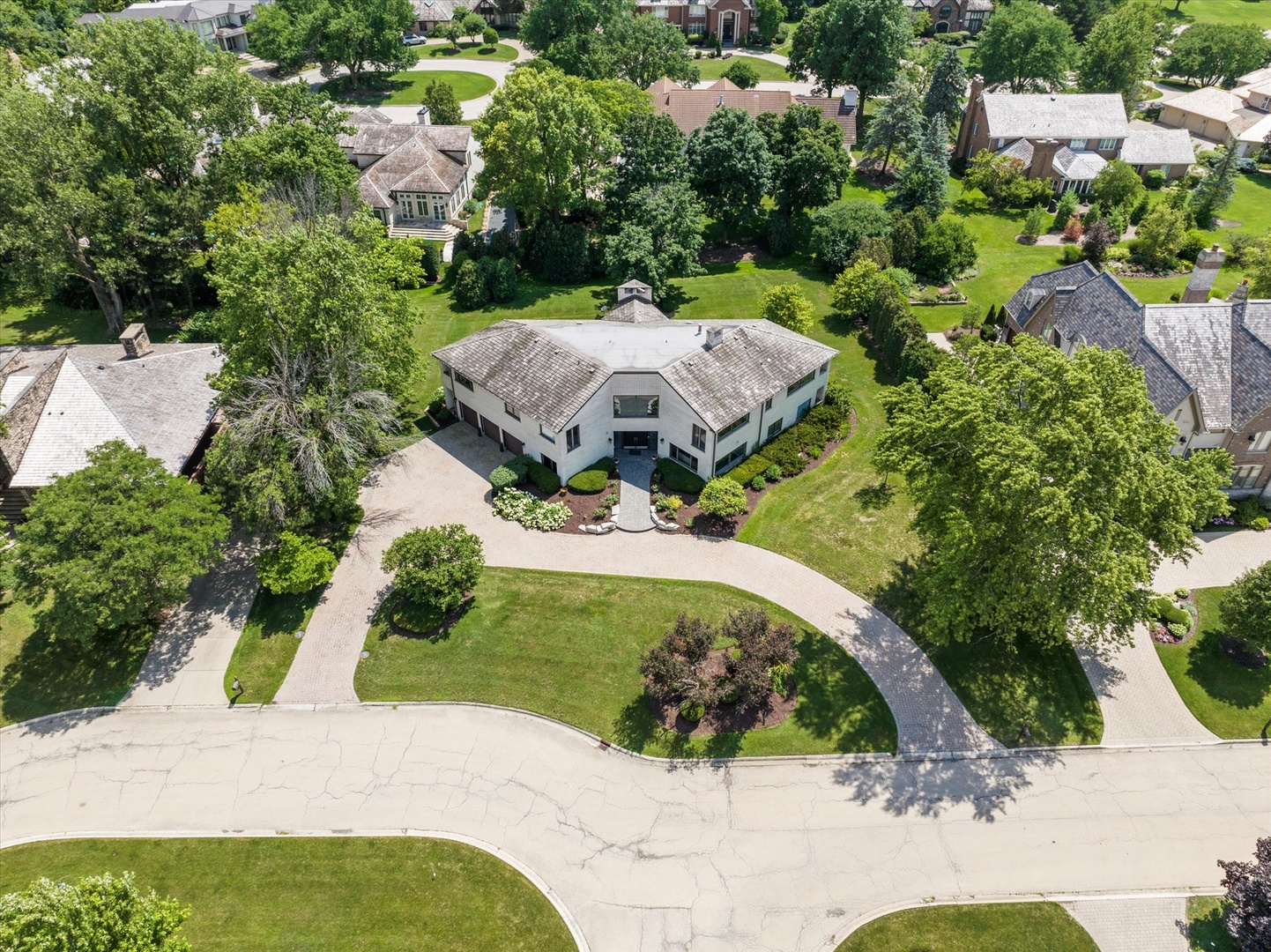 Oak Brook, Illinois, 60523, United States, 5 Bedrooms Bedrooms, ,6 BathroomsBathrooms,Residential,For Sale,1903537