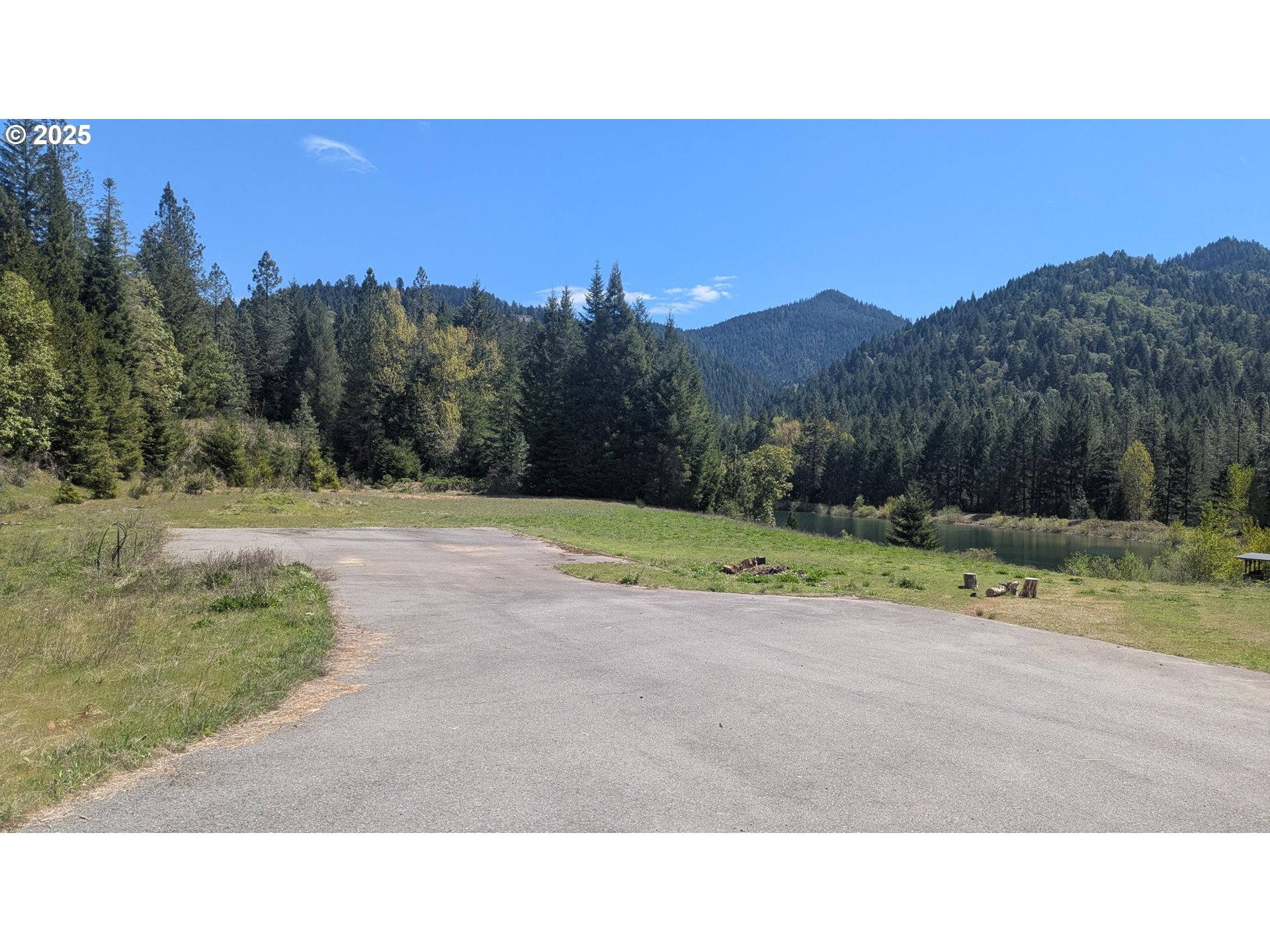 2999 Speaker Rd, Wolf Creek, Oregon, 97497, United States, 4 Bedrooms Bedrooms, ,4 BathroomsBathrooms,Residential,For Sale,2999 Speaker Rd,1659471
