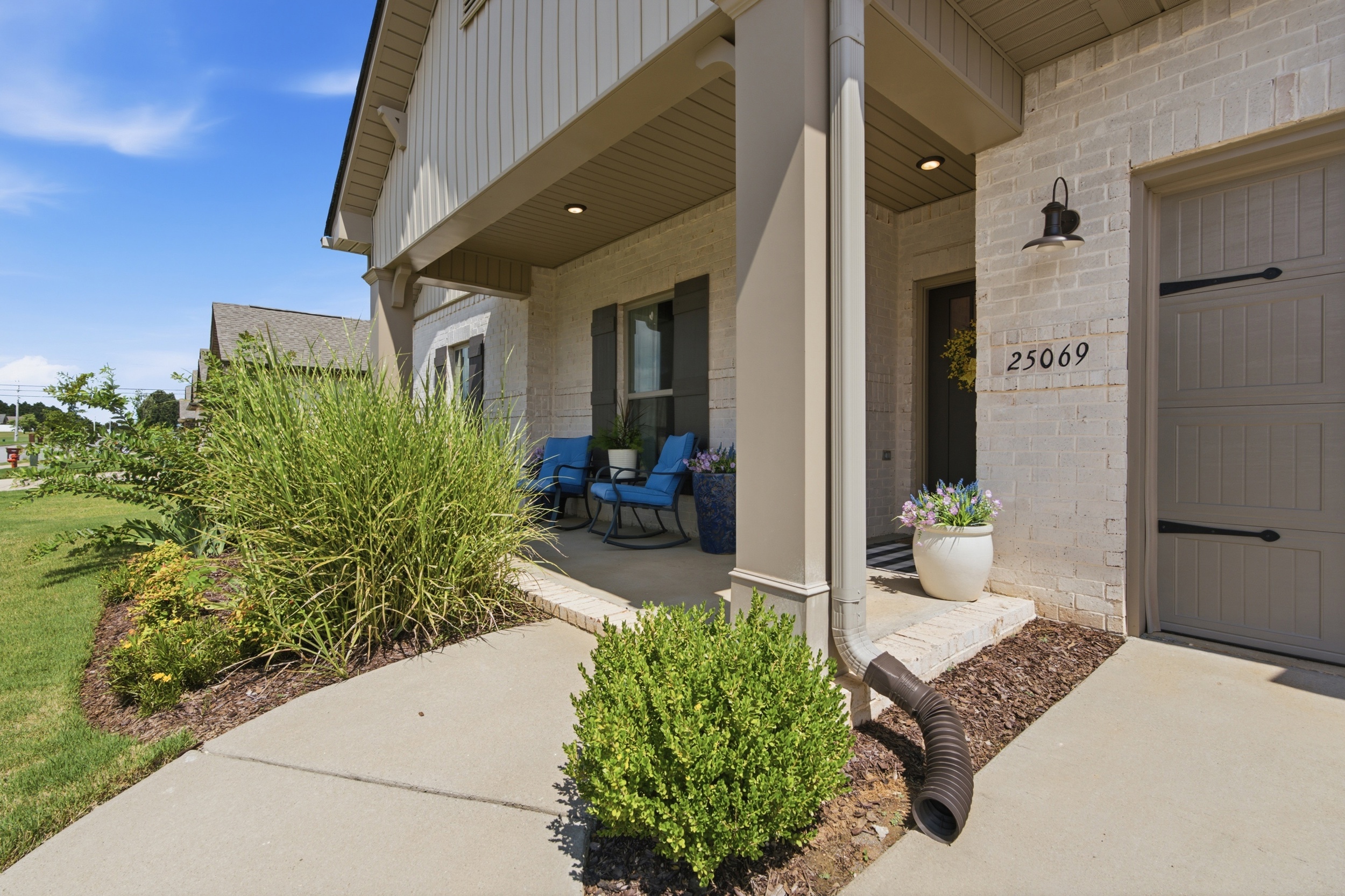  25069 Addlestone Drive - 物件實景