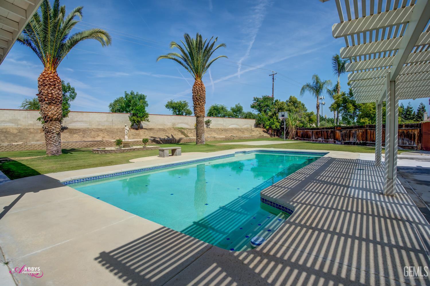 Bakersfield, California, 93311, United States, 5 Bedrooms Bedrooms, ,4 BathroomsBathrooms,Residential,For Sale,1846701