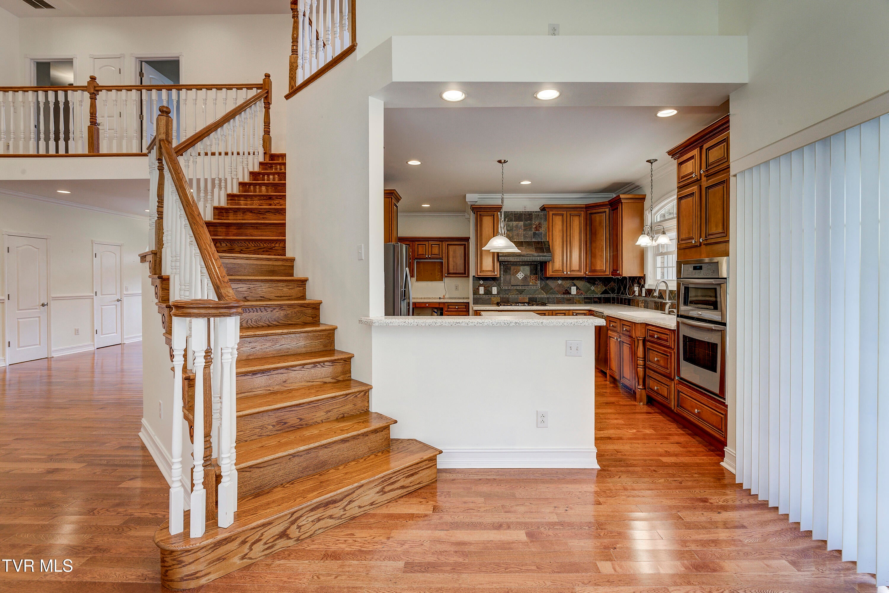 Bristol, Tennessee, 37620, United States, 4 Bedrooms Bedrooms, ,4 BathroomsBathrooms,Residential,For Sale,2001712