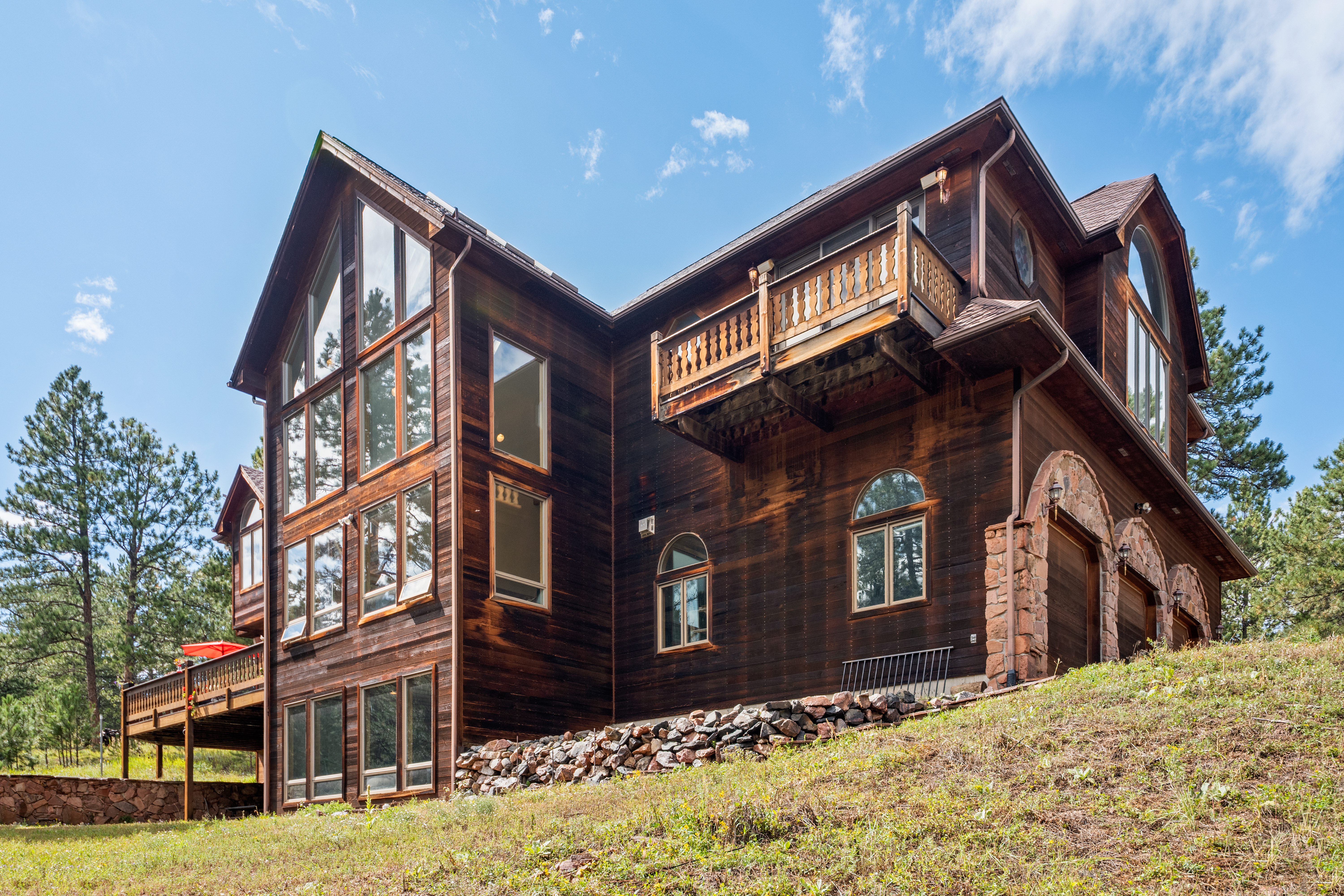  Perfect Blend of Space and Colorado Living That Backs to Pike National Forest - 物件實景