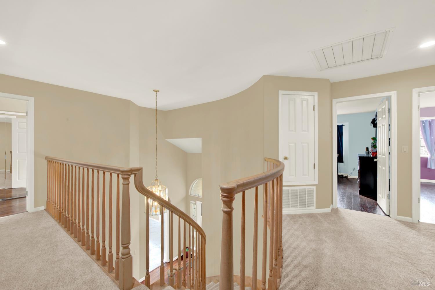 Dixon, California, 95620, United States, 5 Bedrooms Bedrooms, ,3 BathroomsBathrooms,Residential,For Sale,1992877