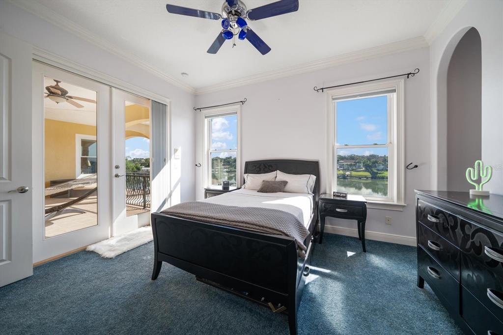 Largo, Florida, 33770, United States, 5 Bedrooms Bedrooms, ,4 BathroomsBathrooms,Residential,For Sale,2002964