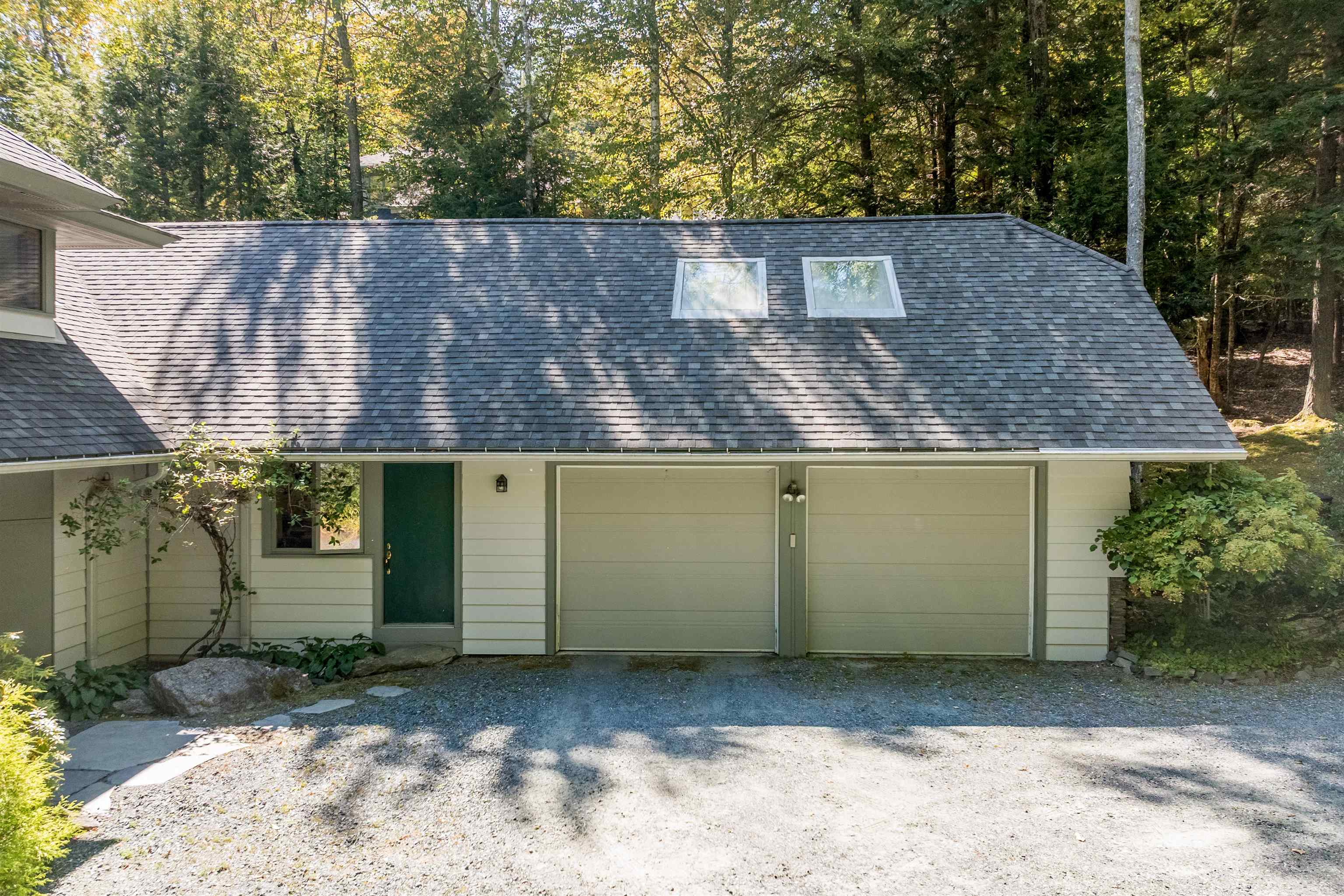 Grantham, New Hampshire, 03753, United States, 4 Bedrooms Bedrooms, ,3 BathroomsBathrooms,Residential,For Sale,1947090