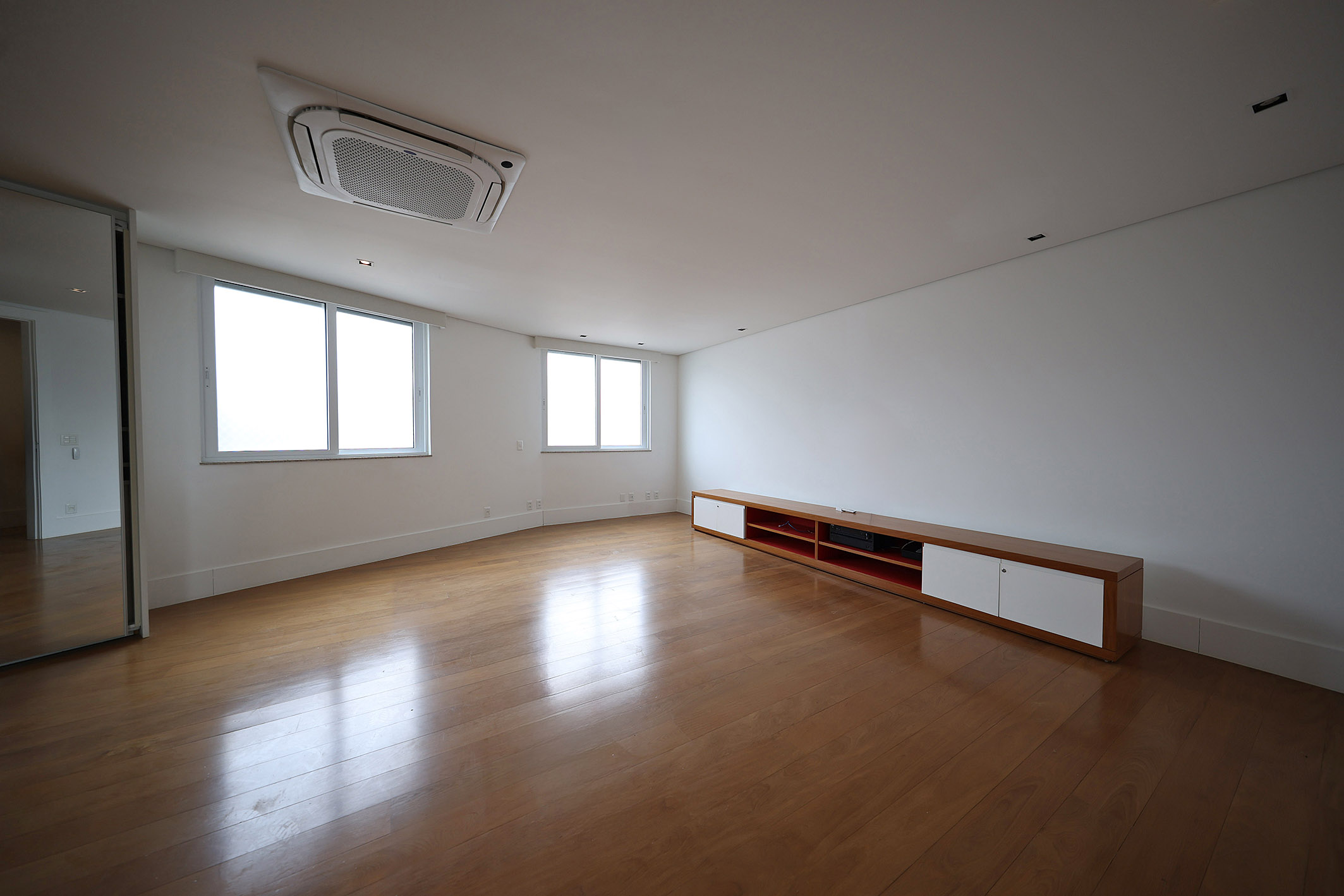  Duplex Penthouse in Jardim Oceânico, Just Steps from the Beach - 物件實景