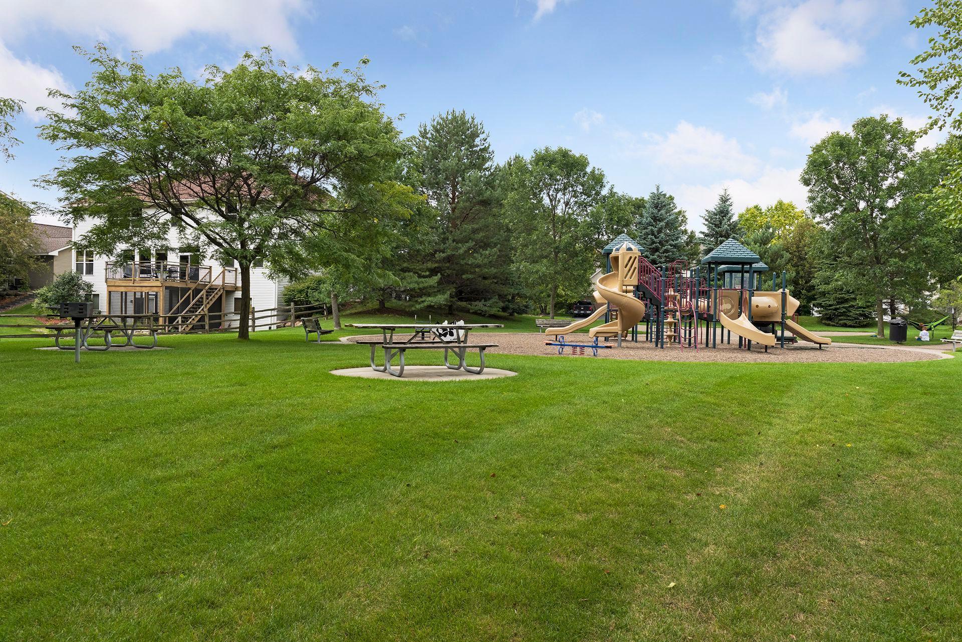 Plymouth, Minnesota, 55446, United States, 3 Bedrooms Bedrooms, ,3 BathroomsBathrooms,Residential,For Sale,1827815