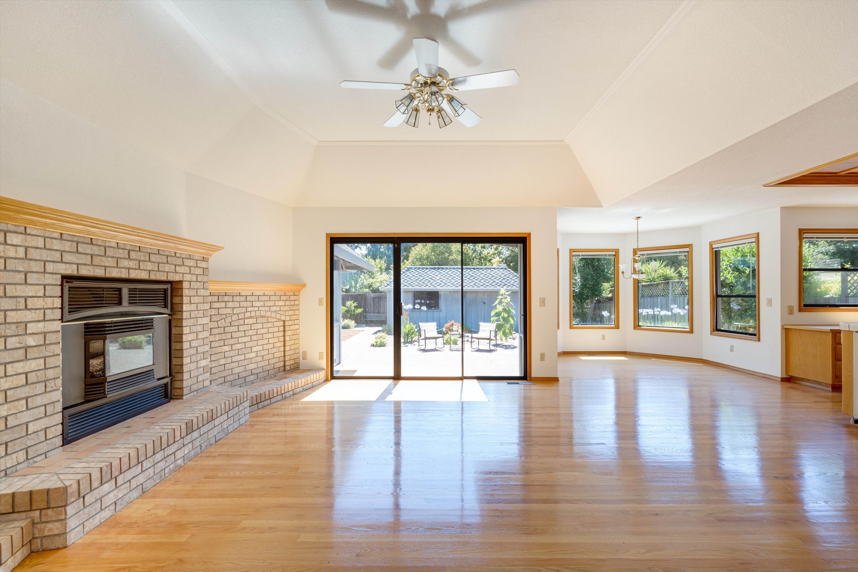  1150 Brockman Lane - 物件實景