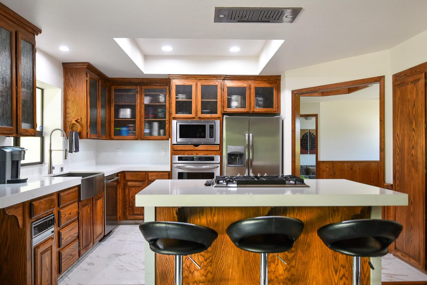 Hollister, California, 95023, United States, 3 Bedrooms Bedrooms, ,2 BathroomsBathrooms,Residential,For Sale,1983755