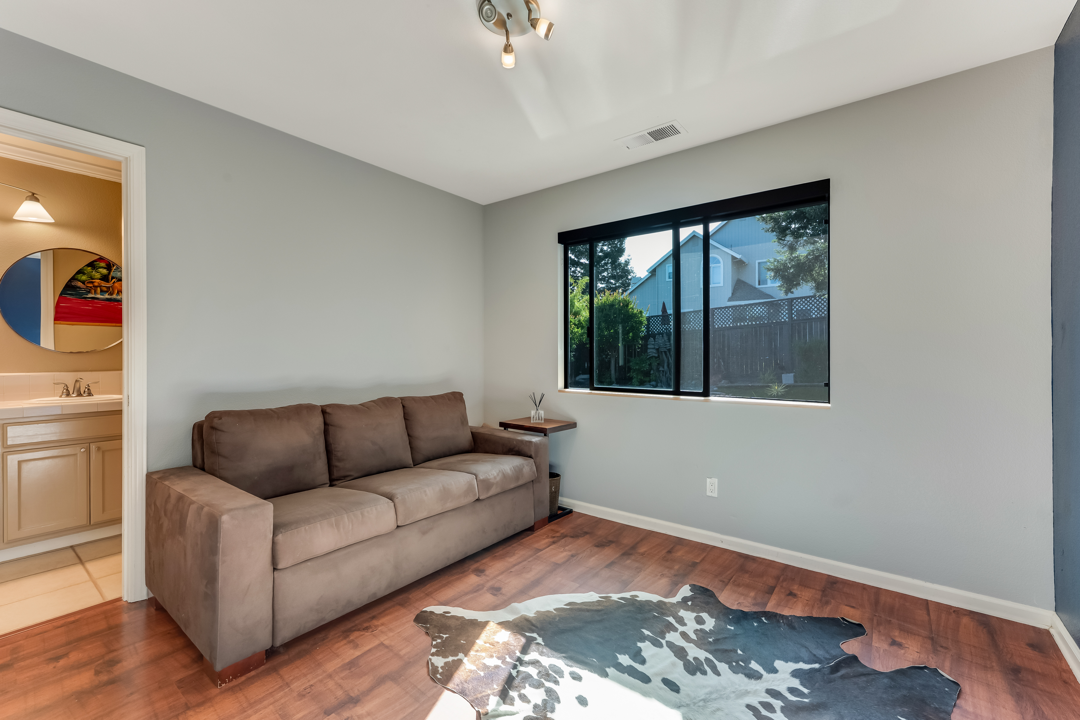 1515 San Ramon Way, Santa Rosa, CA 95409 - 物件實景