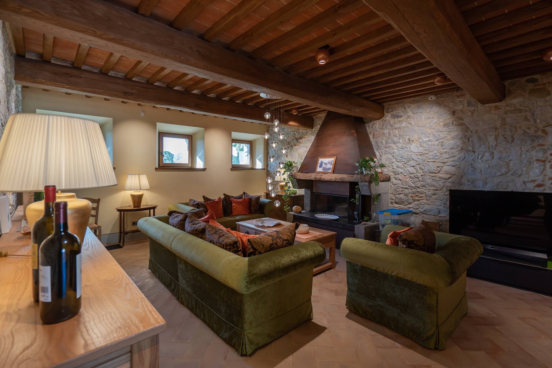 SC di Cennina, 52021 Bucine AR, Bucine, Arezzo, 52021, IT, 7 Bedrooms Bedrooms, ,6 BathroomsBathrooms,Residential,For Sale,SC di Cennina, 52021 Bucine AR,1673510