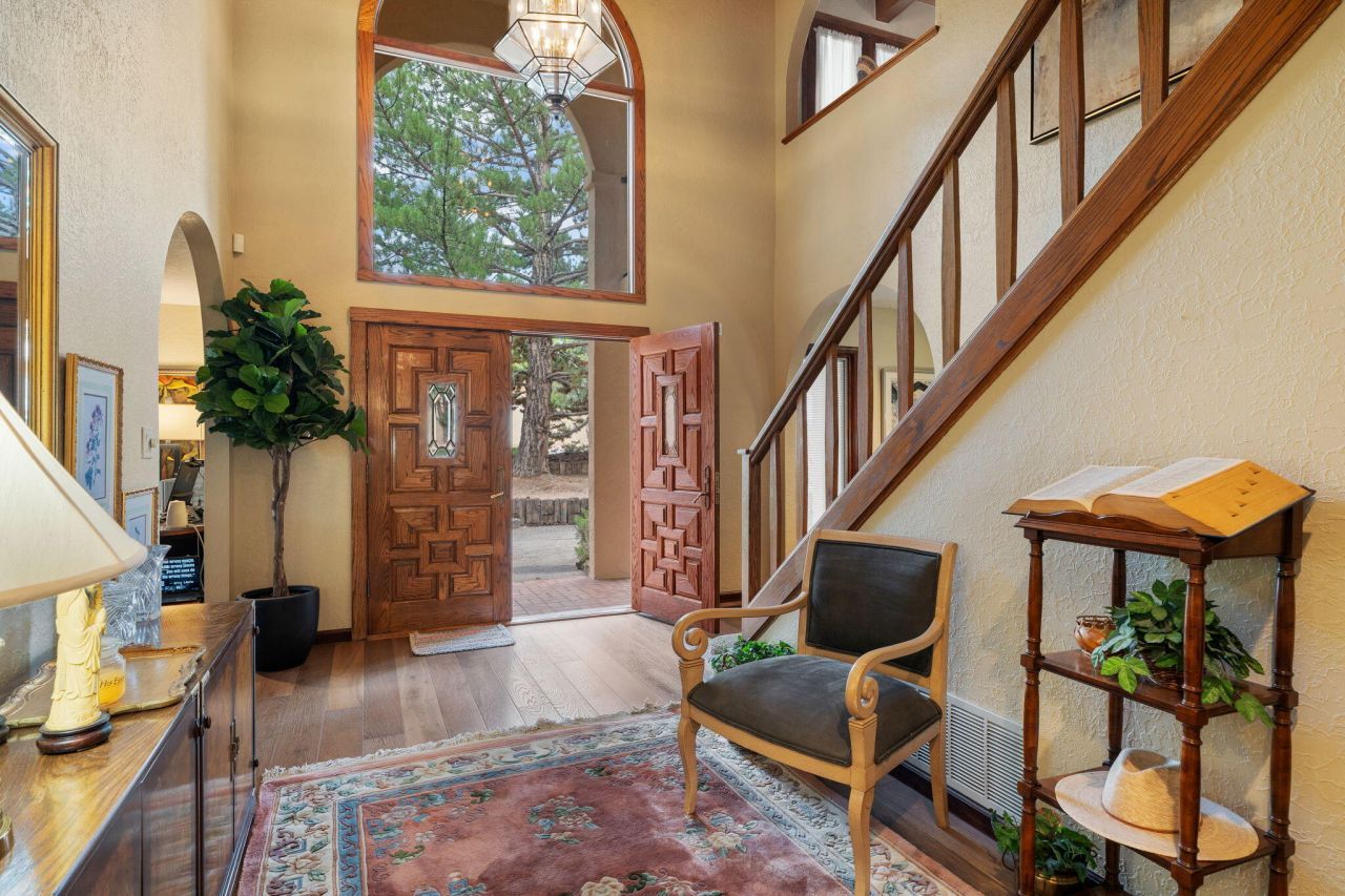 Albuquerque, New Mexico, 87111, United States, 4 Bedrooms Bedrooms, ,3 BathroomsBathrooms,Residential,For Sale,1906383